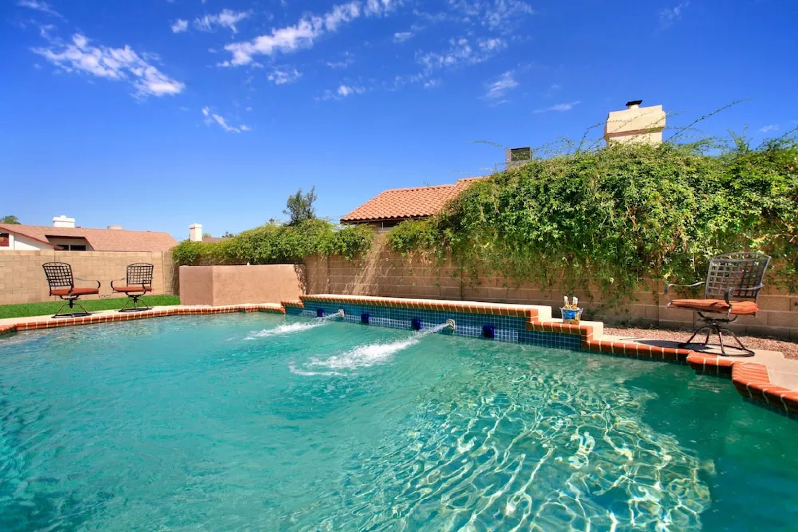 Backyard Playground! Golf Sport Court & Hot Tub!