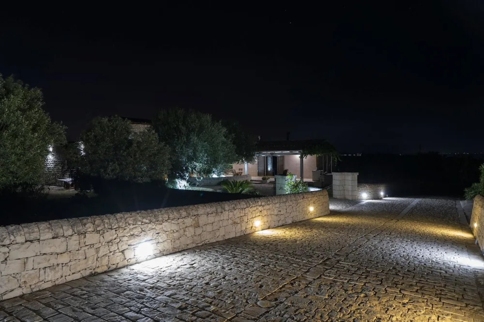 Apartment With one Bedroom in Rosolini, With Wifi