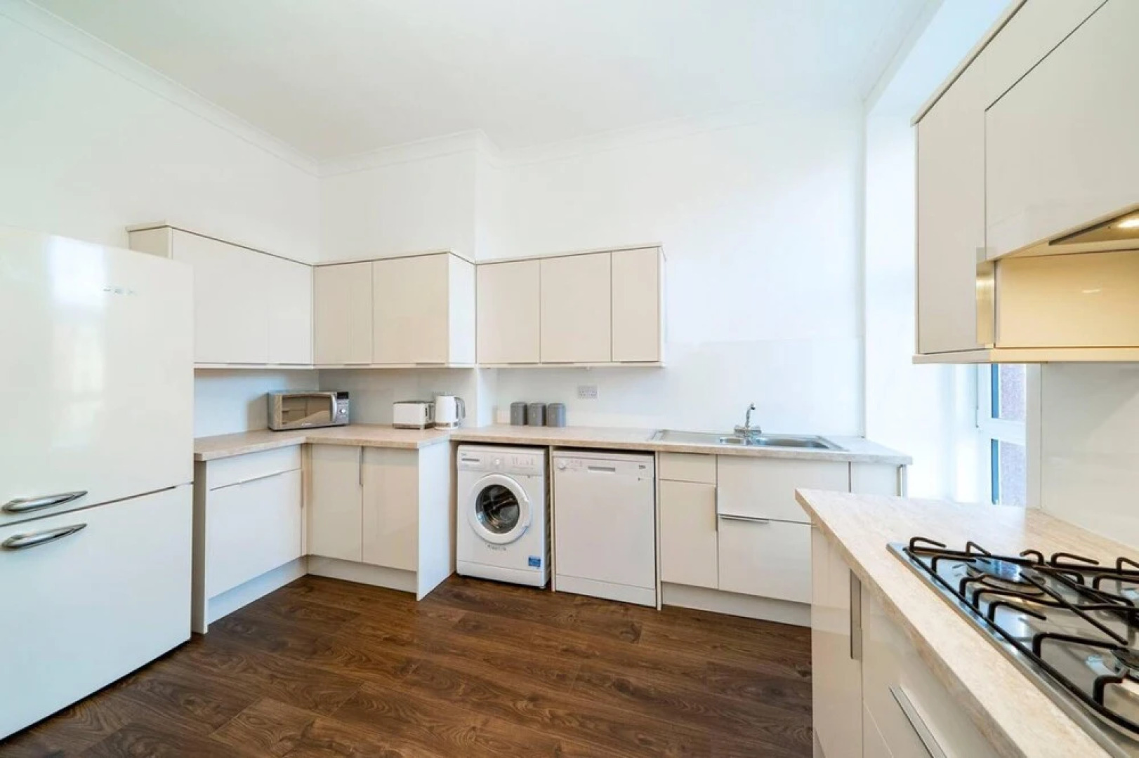 One Shore - Stylish Town House