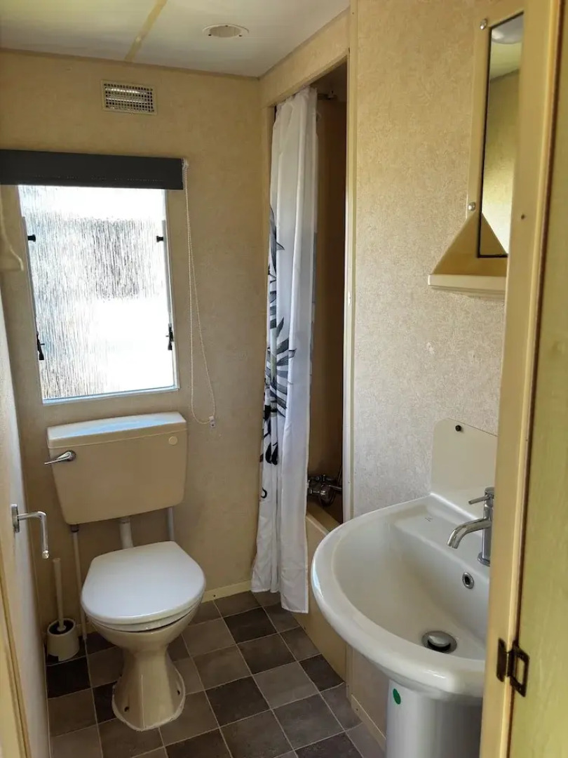 NorthField Holiday Park (31874695)