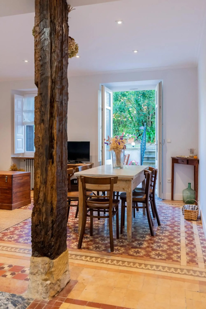 Villa colonial Jardin Algorta centro Puerto Viejo