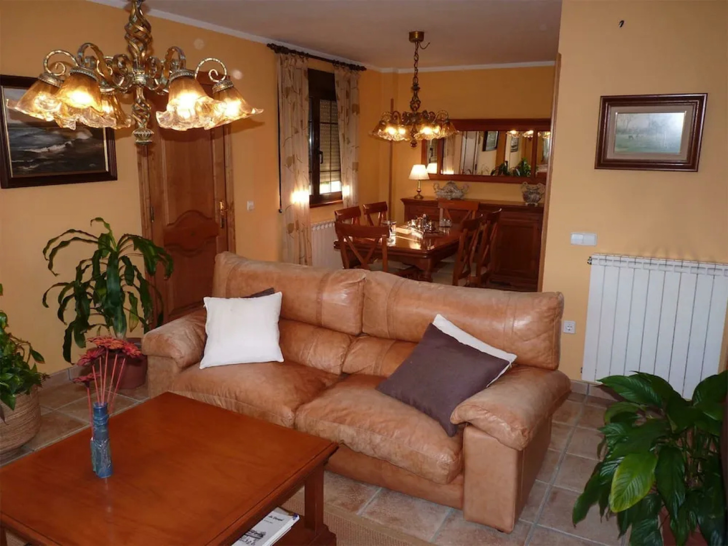 Heavenly Villa in Collia, Parres With Garden