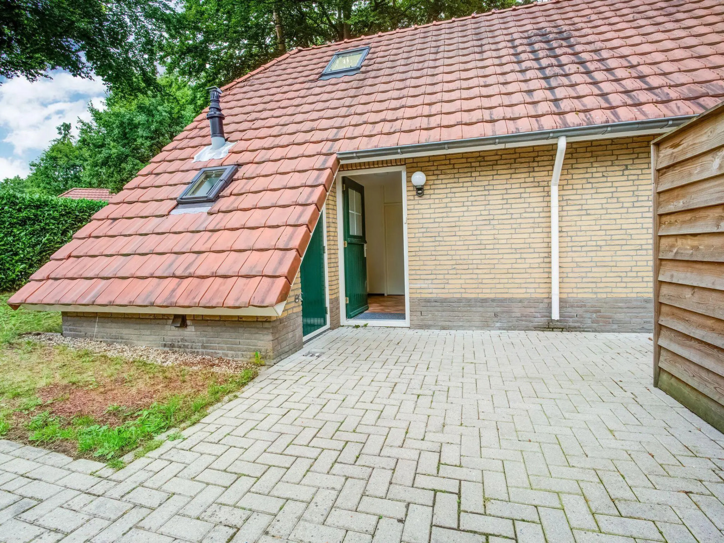 Lovely Holiday Home in Lunteren near Forest