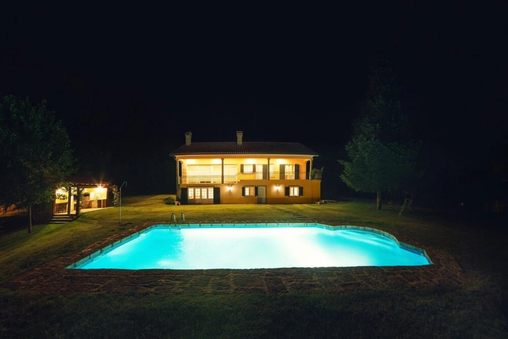 House With 5 Bedrooms in Paredes de Coura, With Wonderful Mountain View, Private Pool, Enclosed Garden Near the Beach