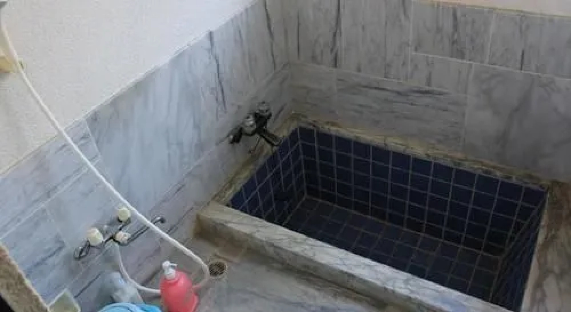 Hakone Gora Onsen Karakara