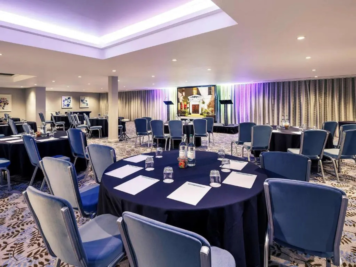 Mercure Gloucester Bowden Hall Hotel