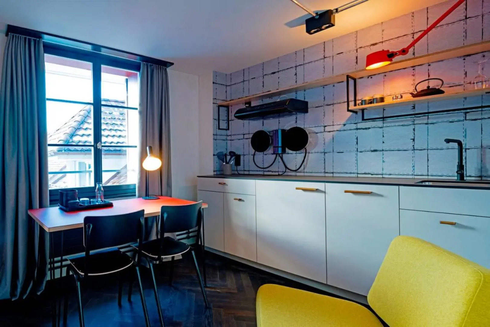 The Lubo - self check-in