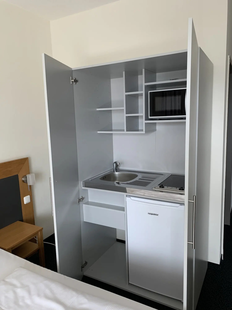 1A Business Hotel