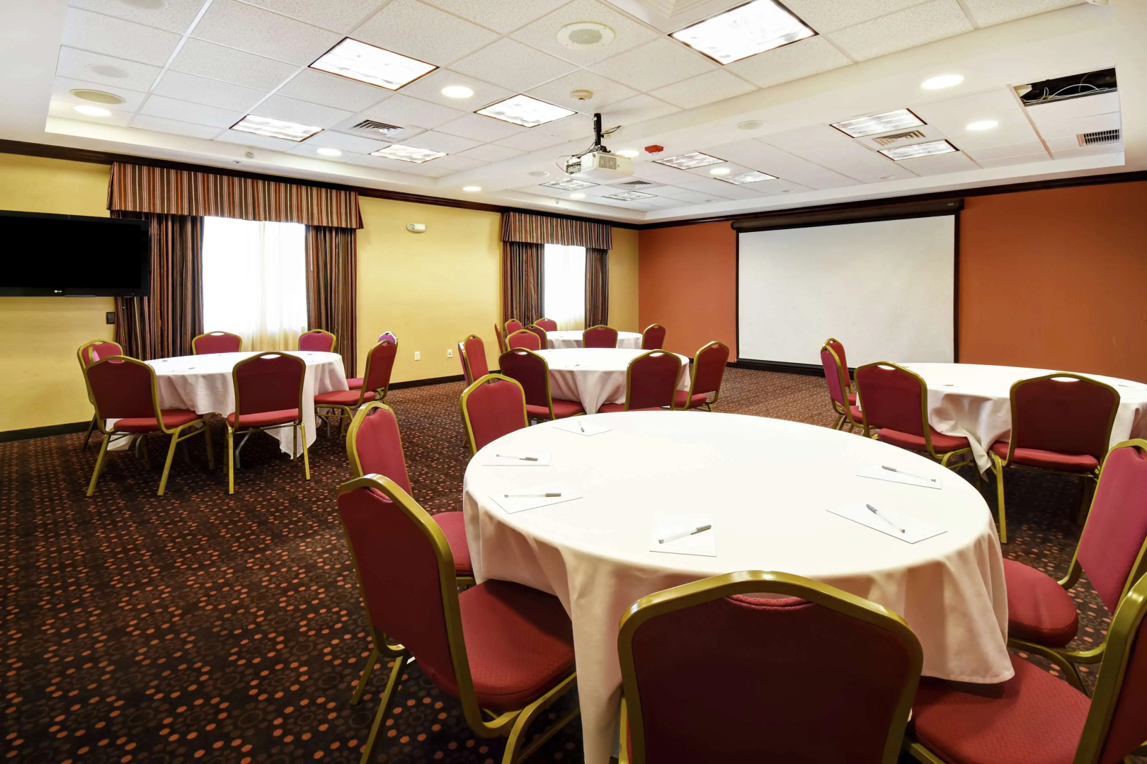Hampton Inn & Suites Folsom