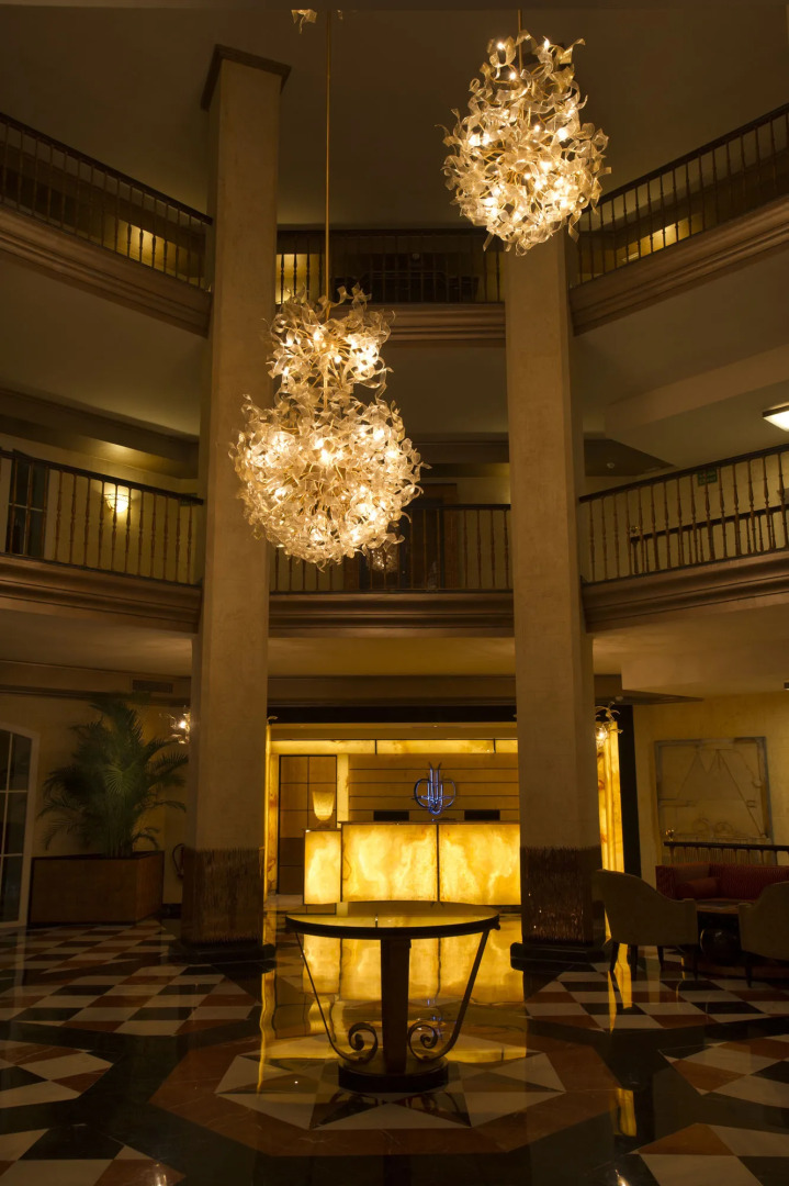 Healthouse Apartments