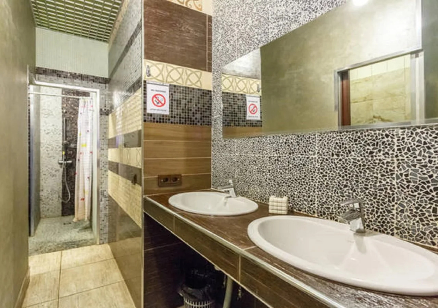 Fabrika Hostel  Gallery