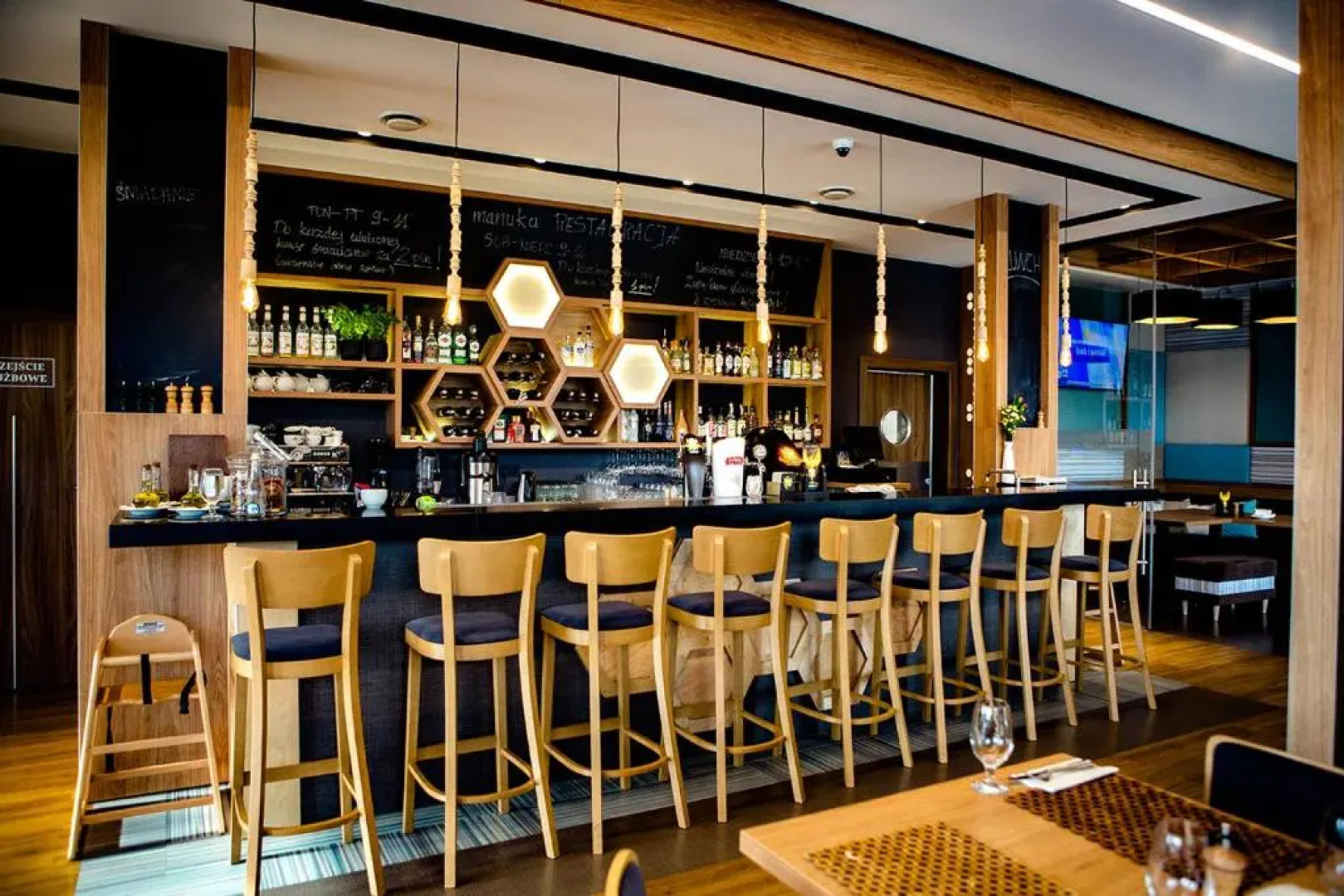 Bulwary Hotel  Biznes