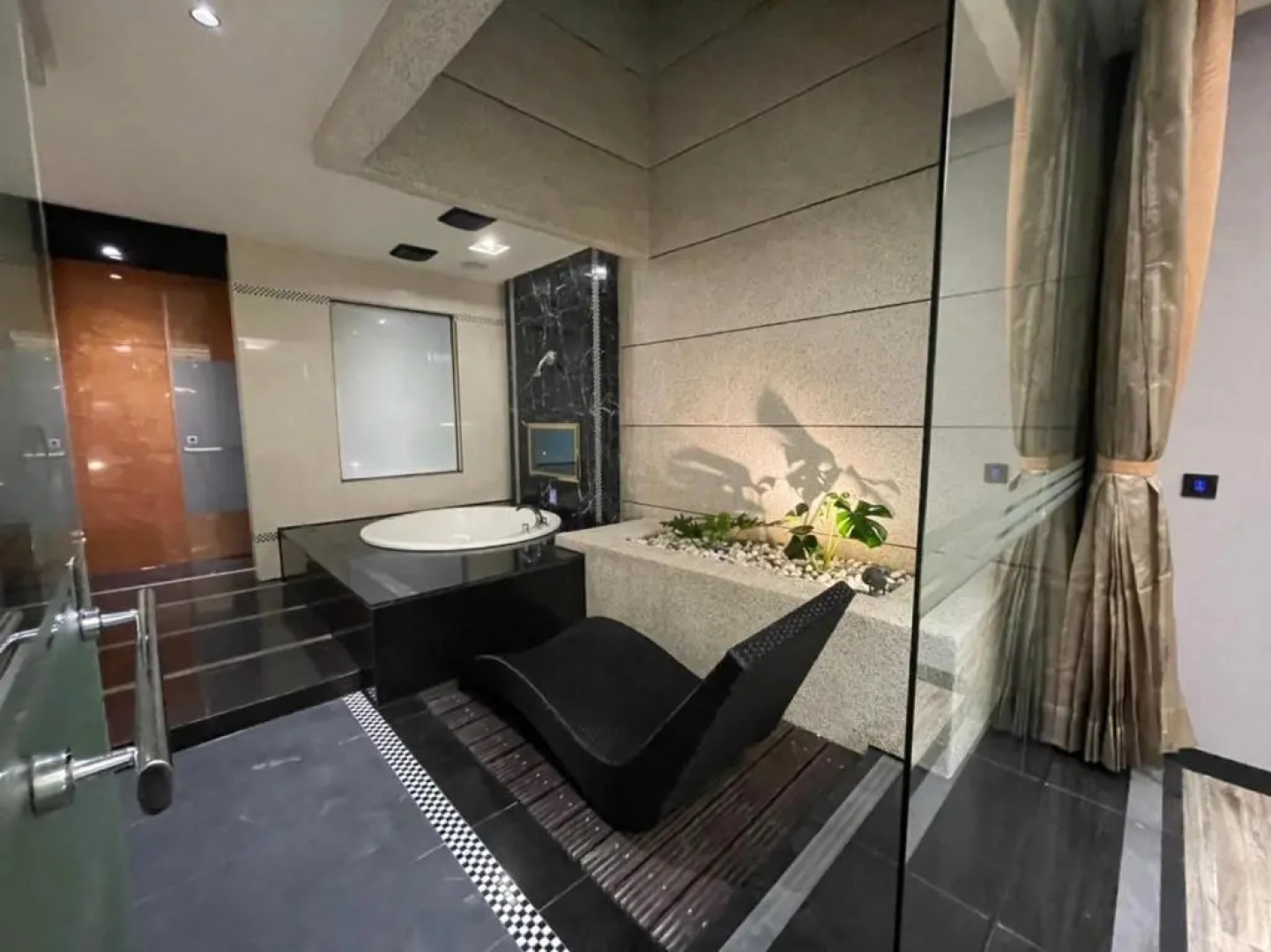 Sweet Love Boutique Motel