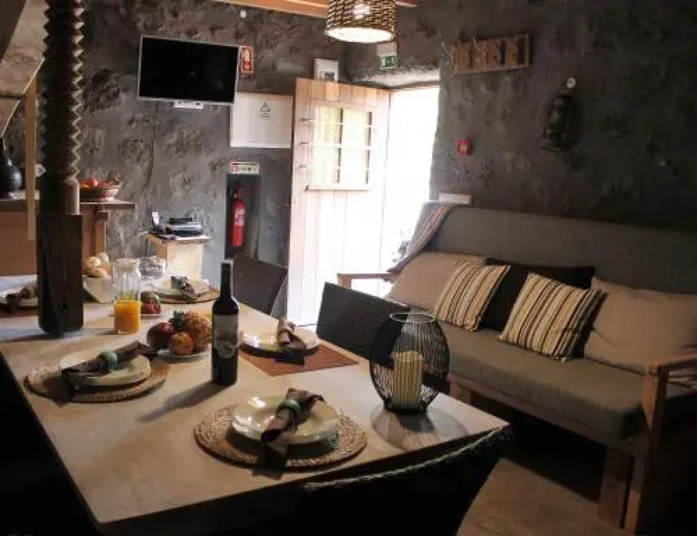 Vinea Lava Praia Campo Pico