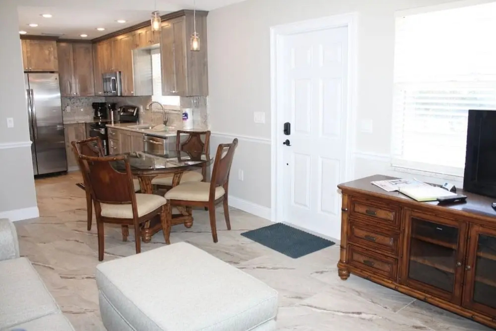 Beach Paradise 5 by Anna Maria