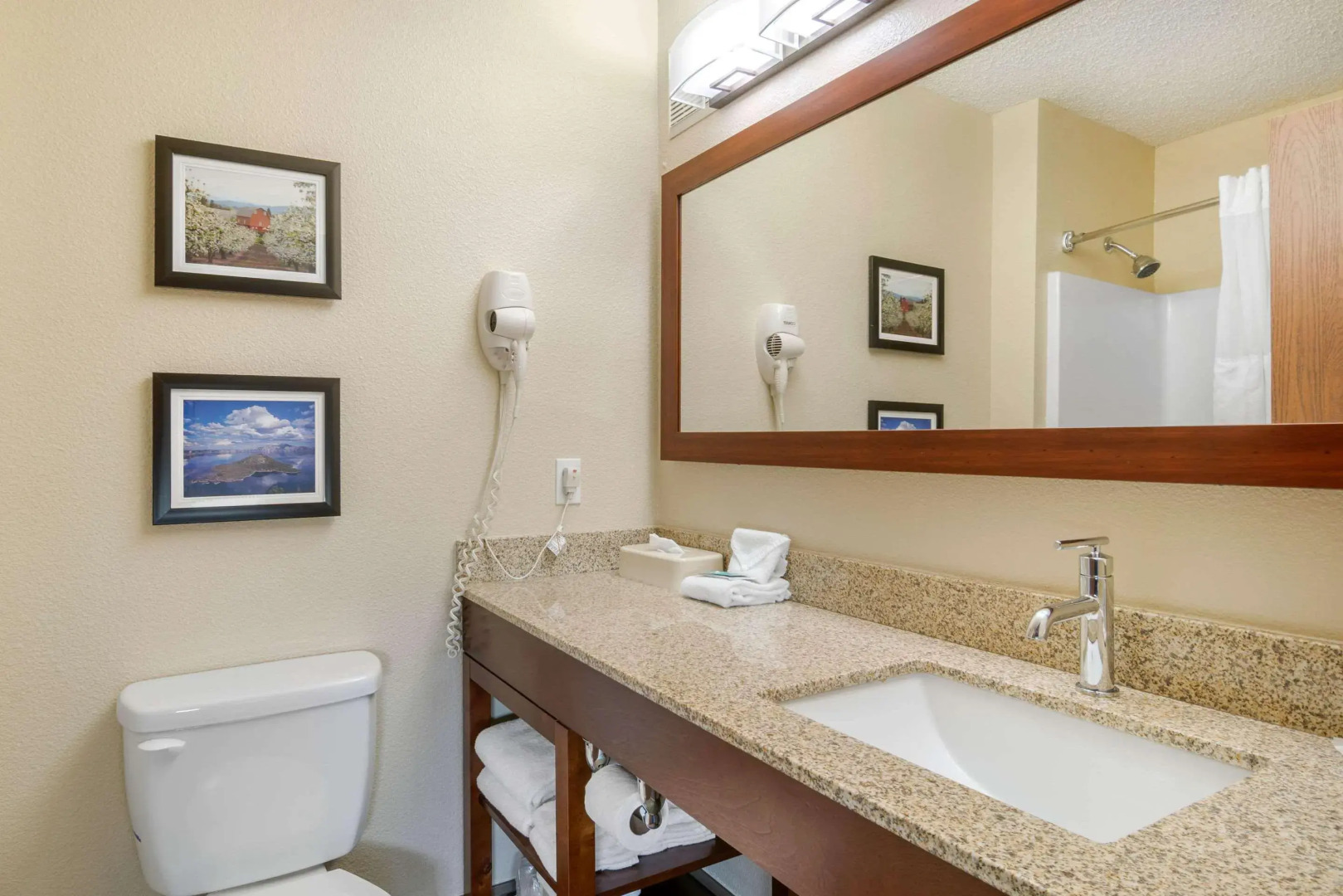 Comfort Inn Medford North