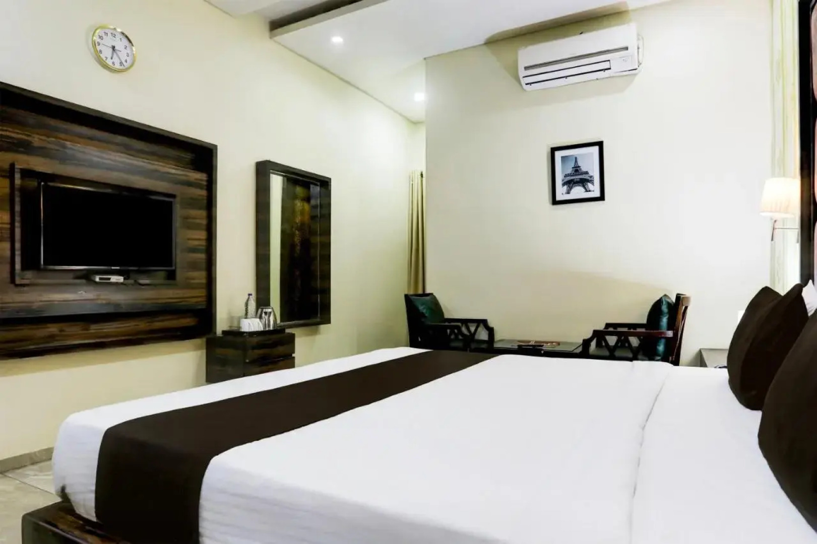 Townhouse 900 Hotel Surya Palace