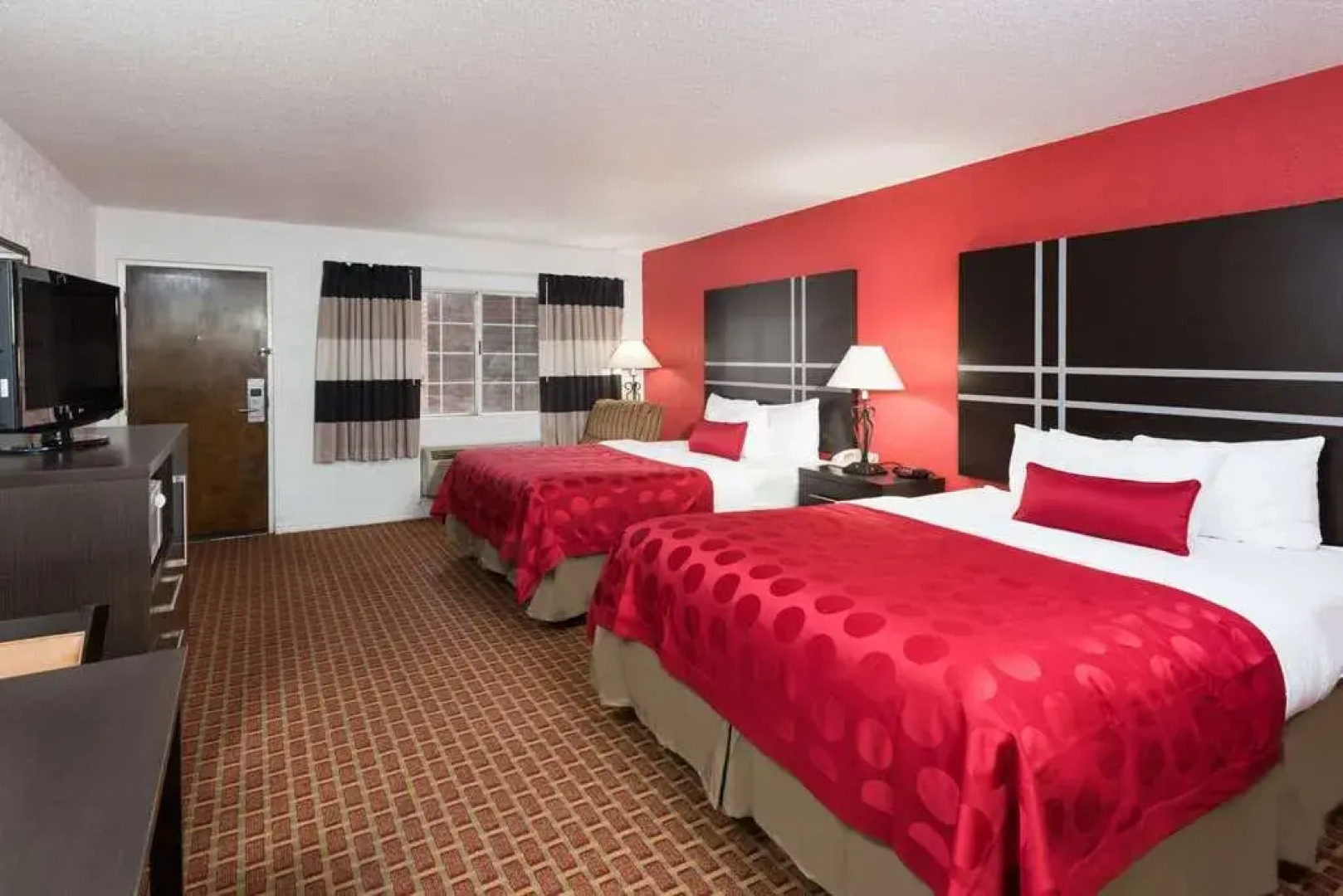 Ramada By Wyndham Mountain Home