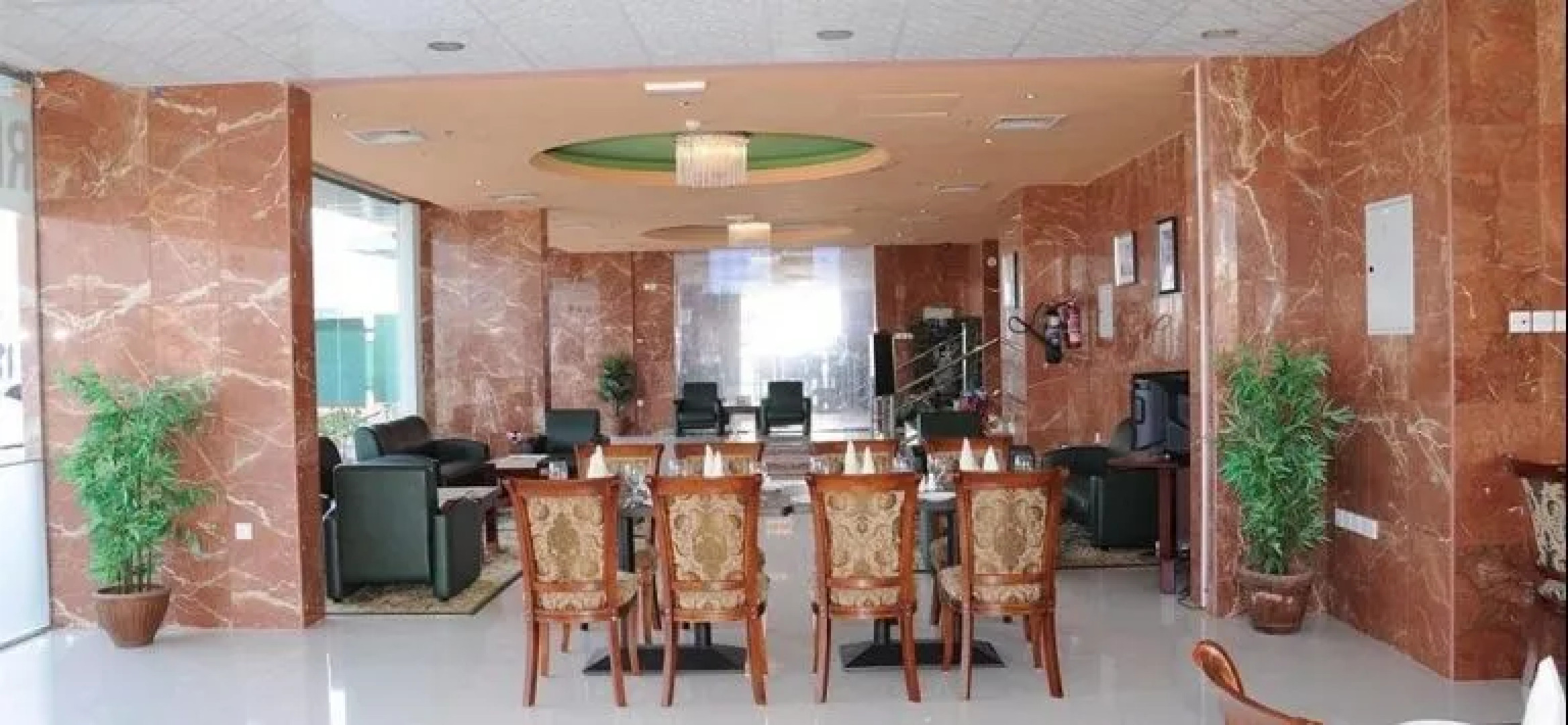 Raynor Hotel Apartments