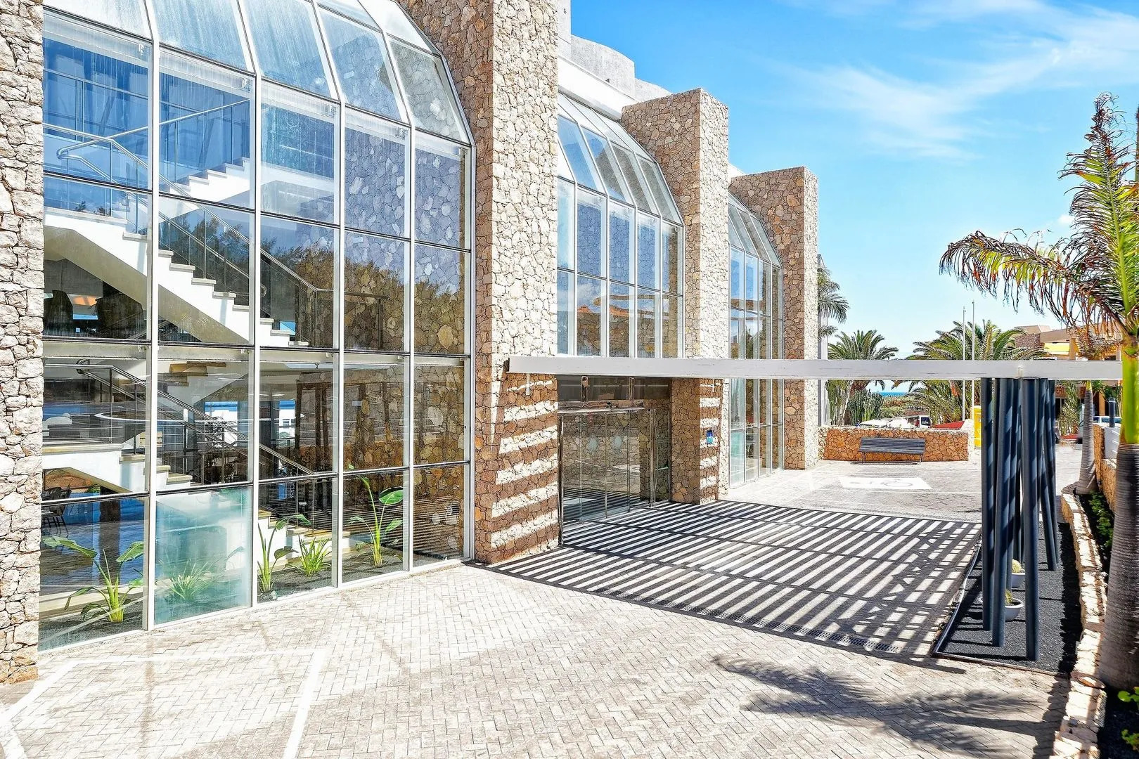 Отель BLUESEA Golden Beach