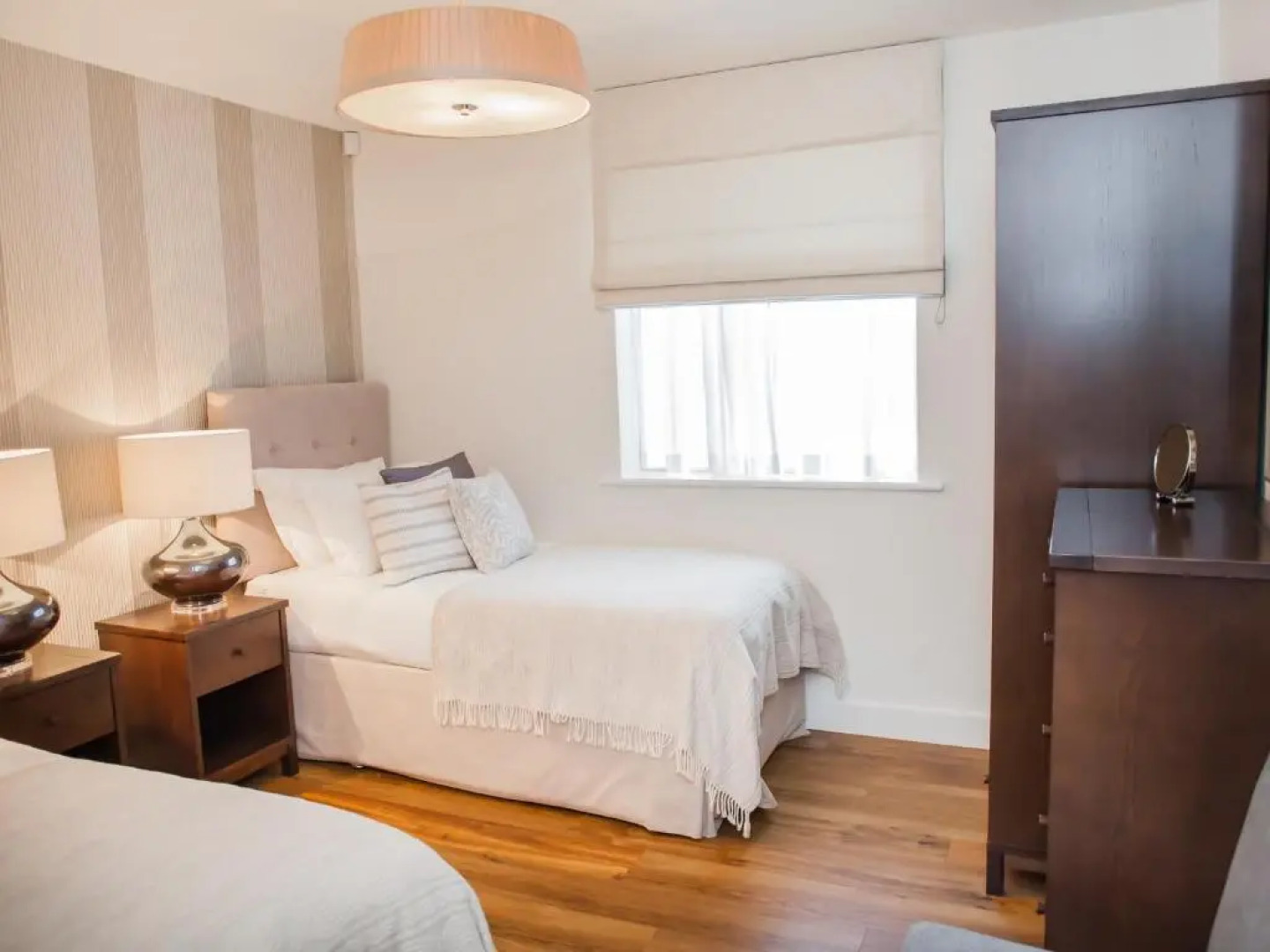 Henge House - Bluestone Apartment