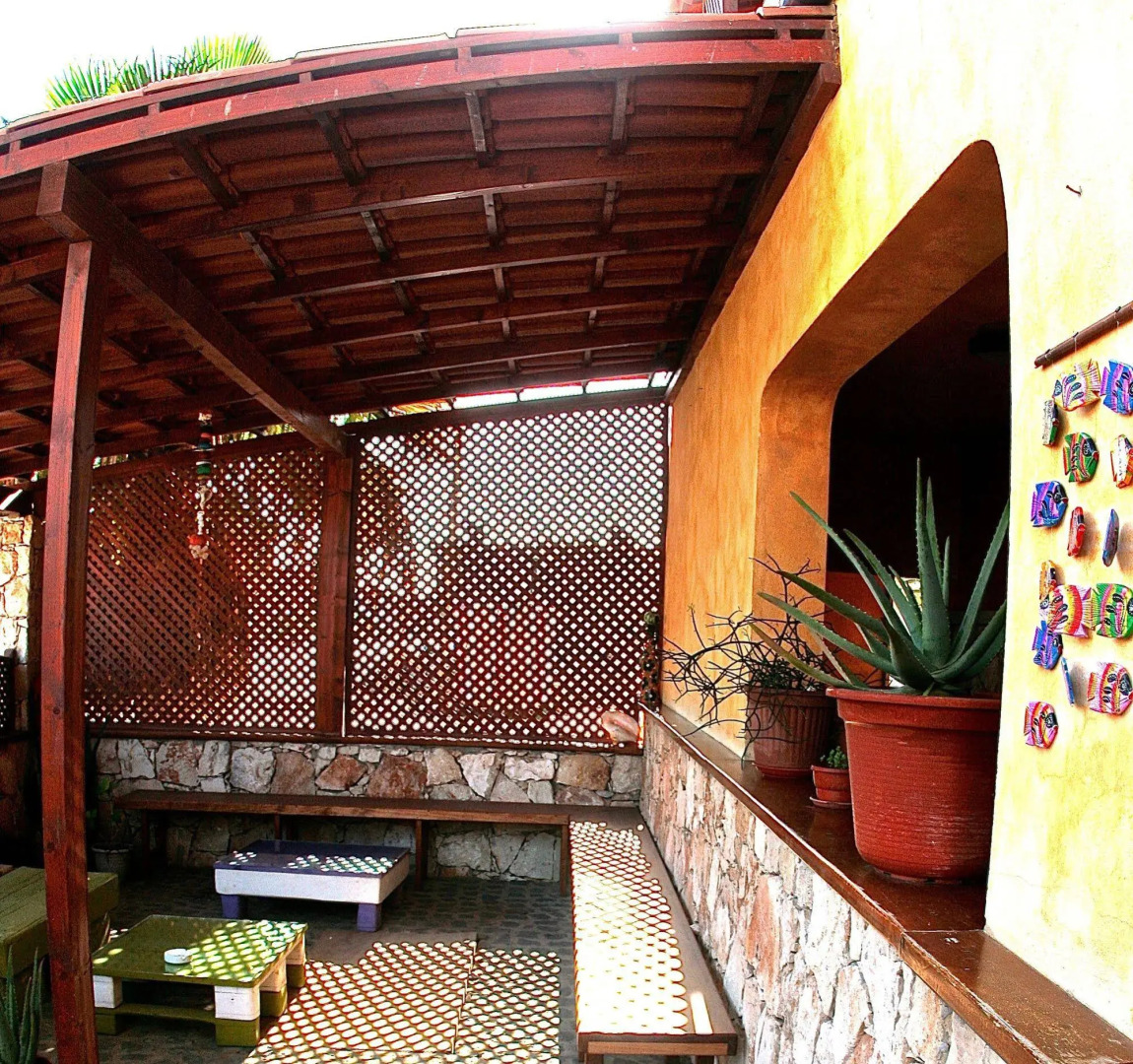 Sakaroule Bed & Breakfast