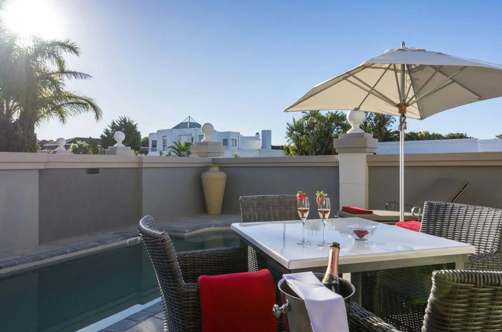 Villa Tuscana By Mantis