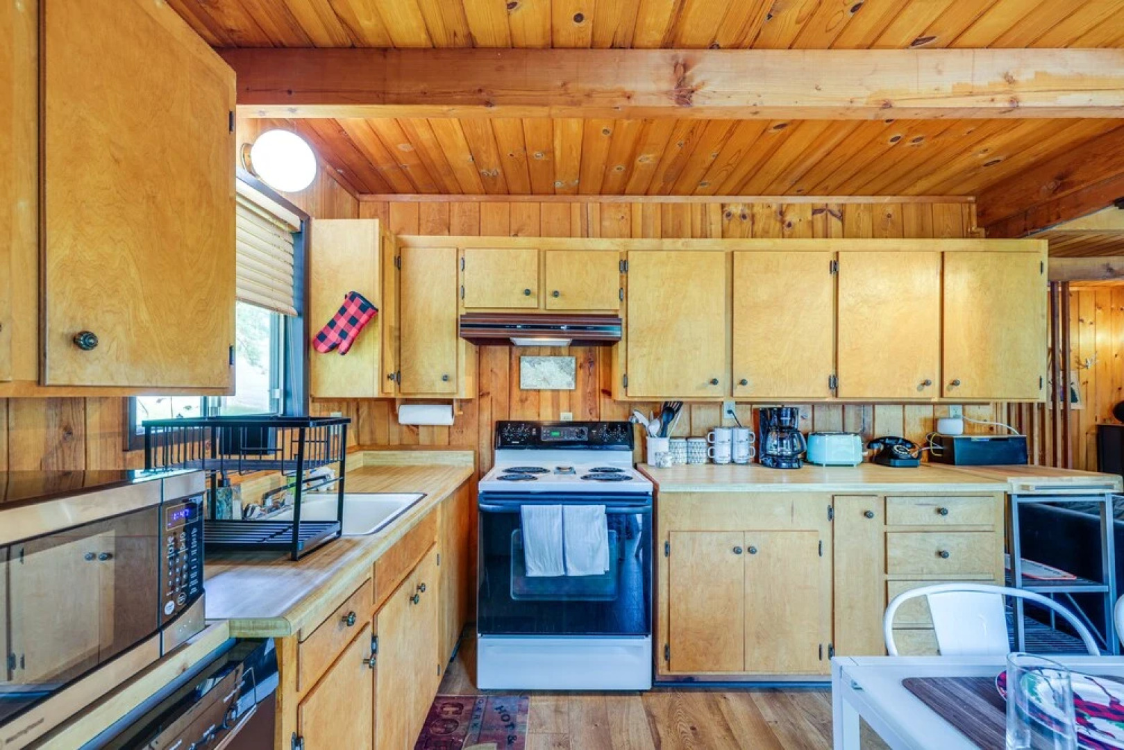 Groveland Vacation Rental ~ 24 Mi to Yosemite!