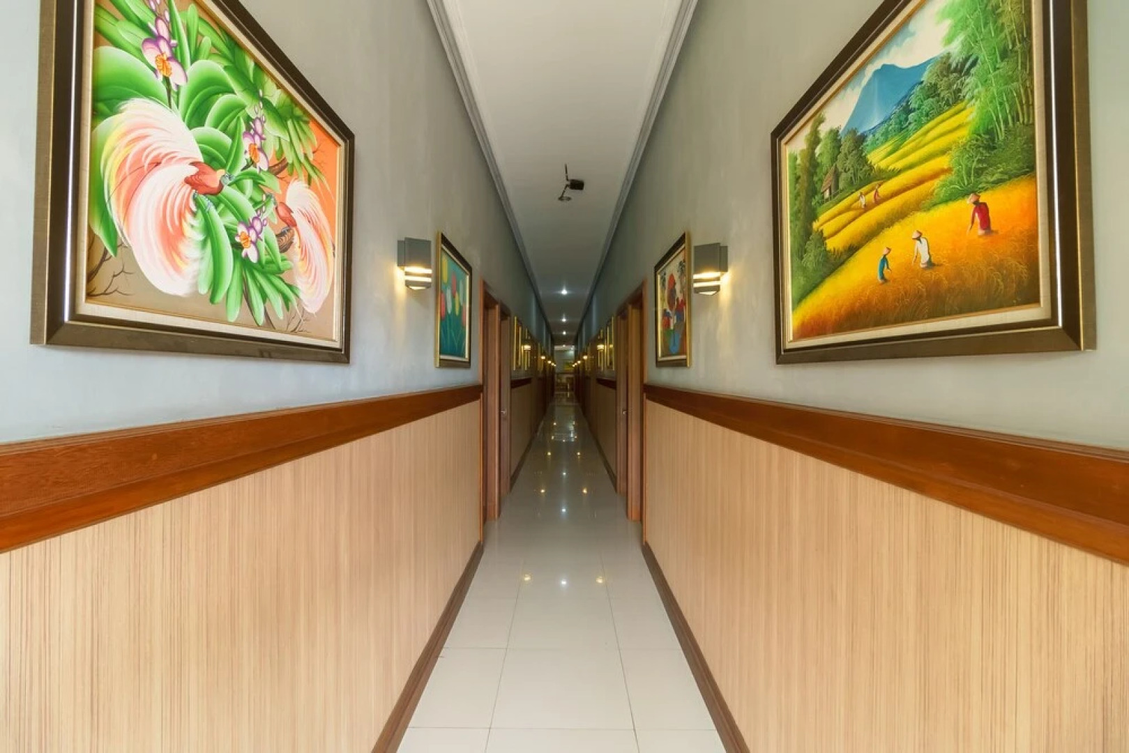 Montana Hotel Kuningan by RedDoorz