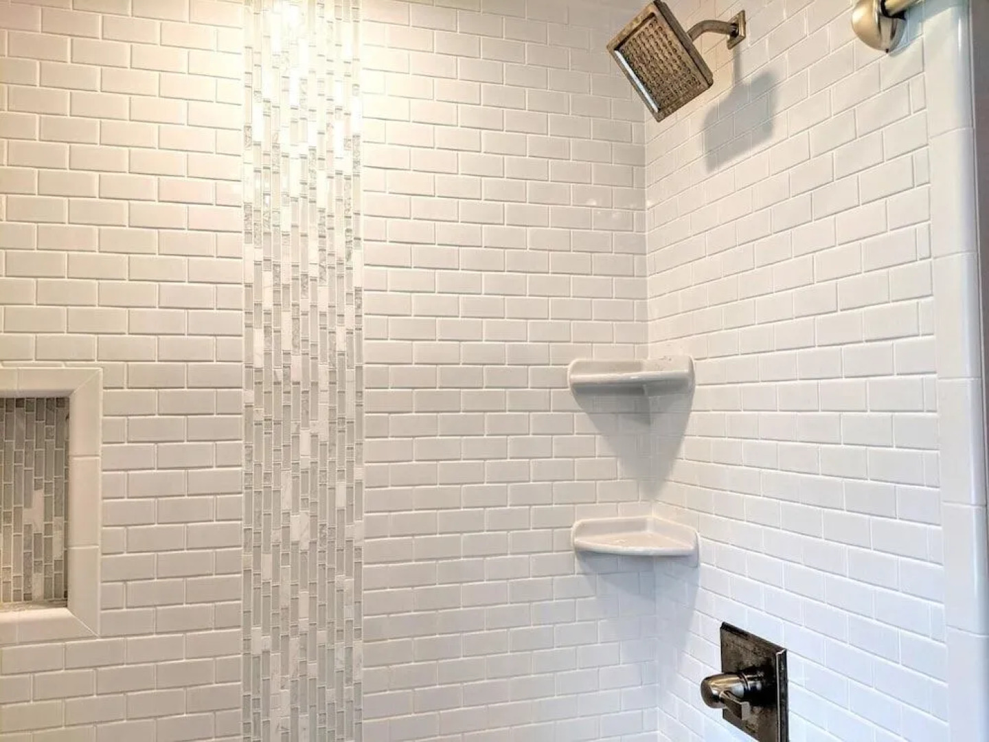 Cardinal Road 3 Bedroom Home by RedAwning