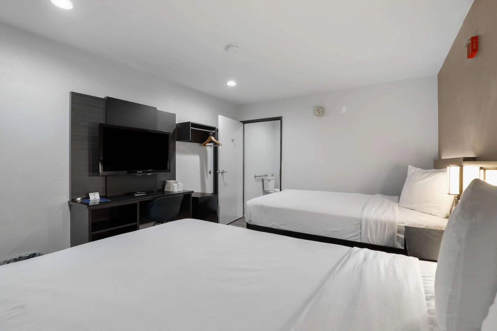 Motel 6 Escondido, CA