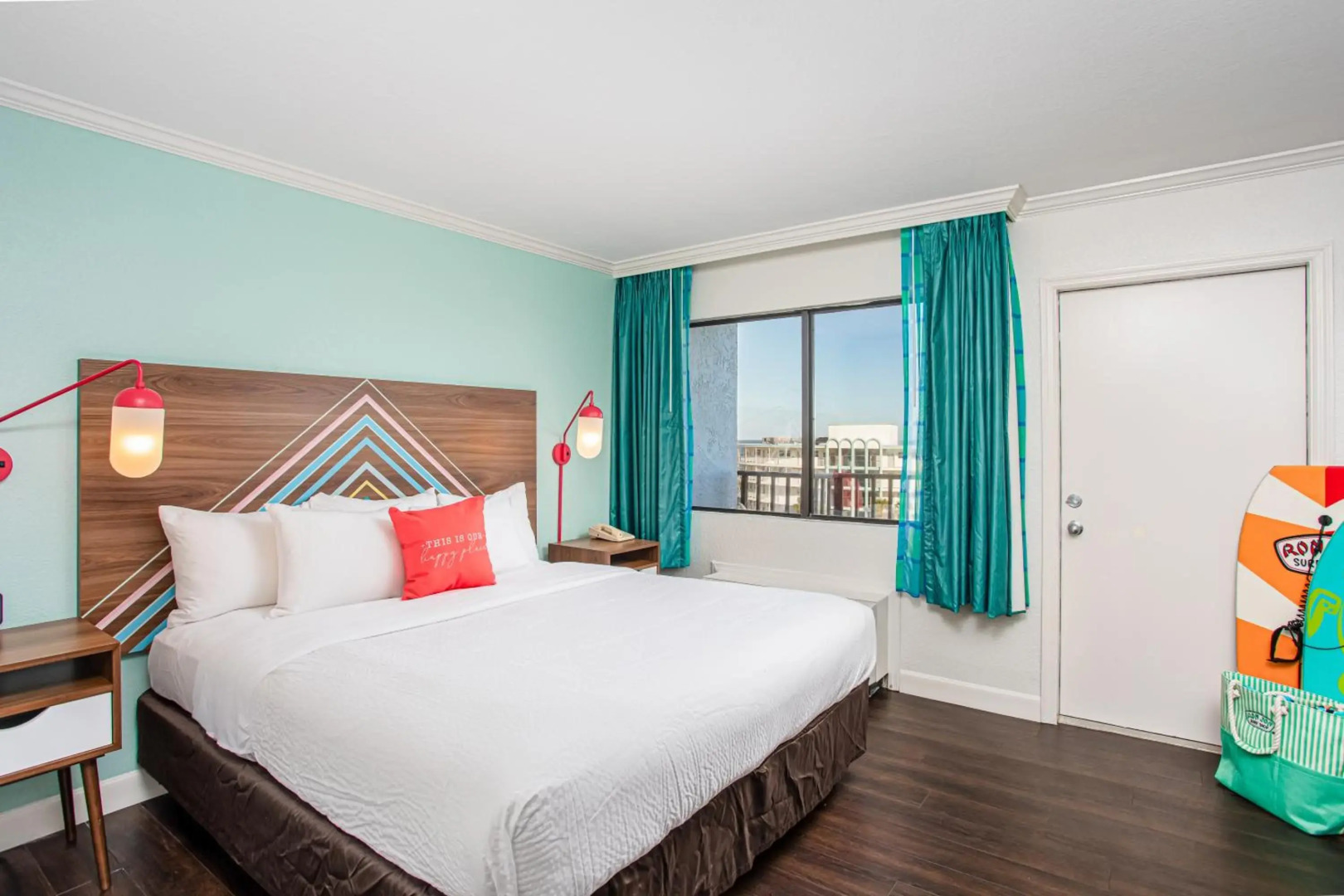 Beachside Hotel & Suites Cocoa Beach - Port Canaveral