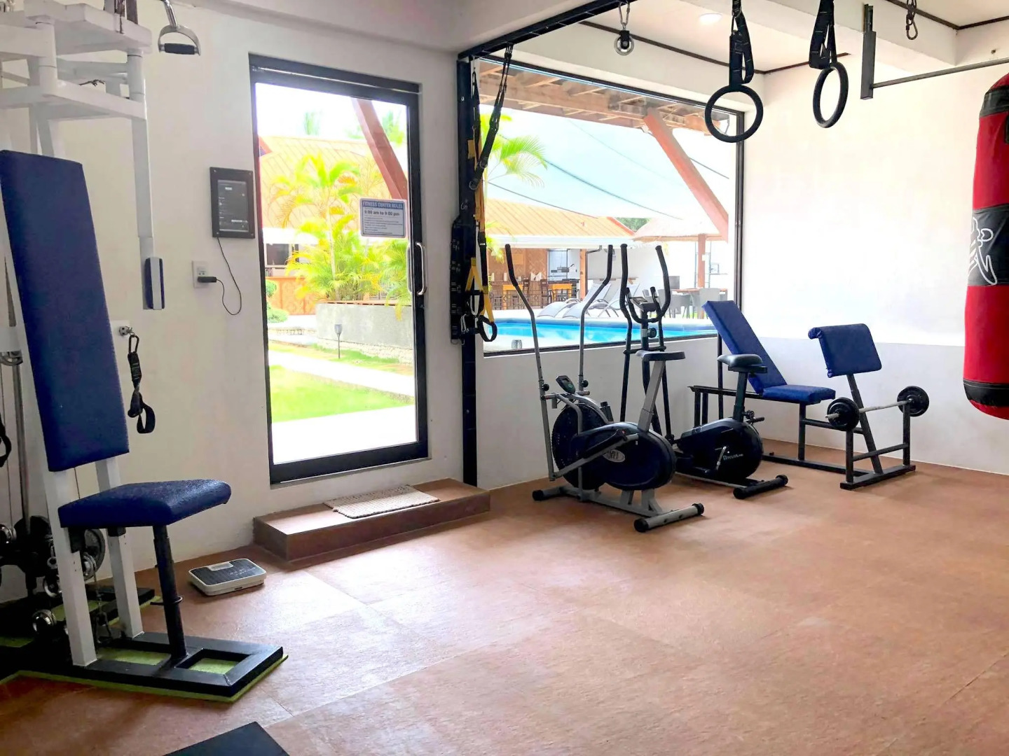 Parrot Resort Moalboal