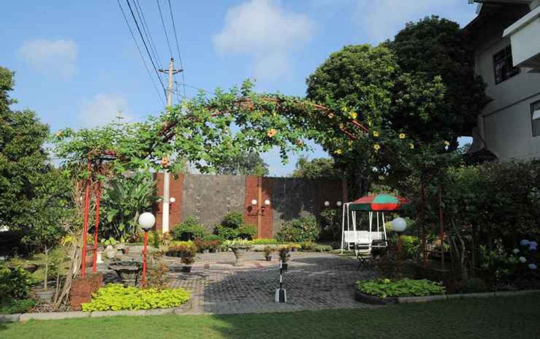 Nuwis Hotel & Convention