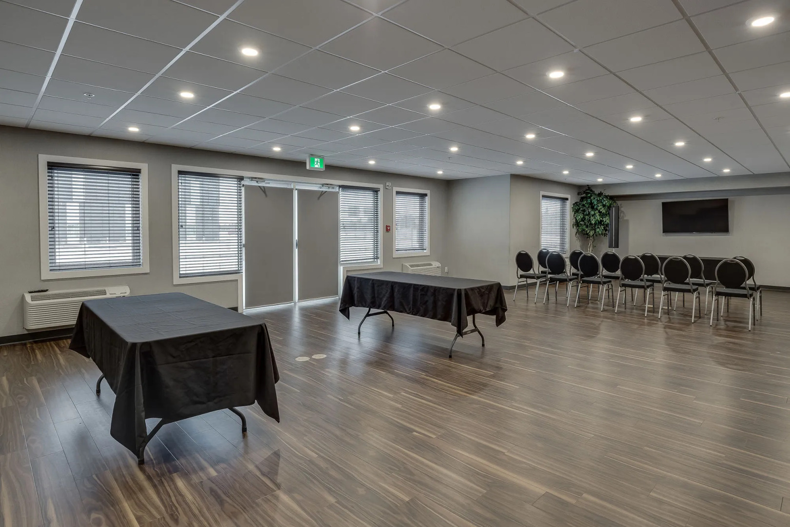 Home Inn & Suites Saskatoon South