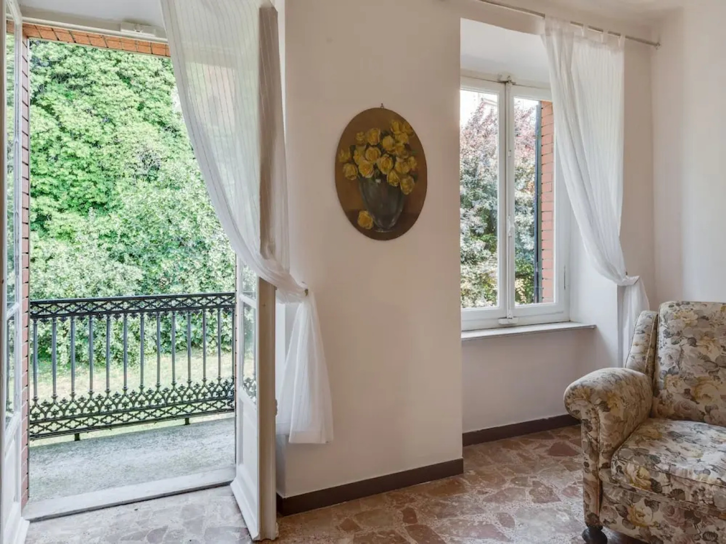 Sun-kissed Holiday Home in Calosso With Roof Terrace