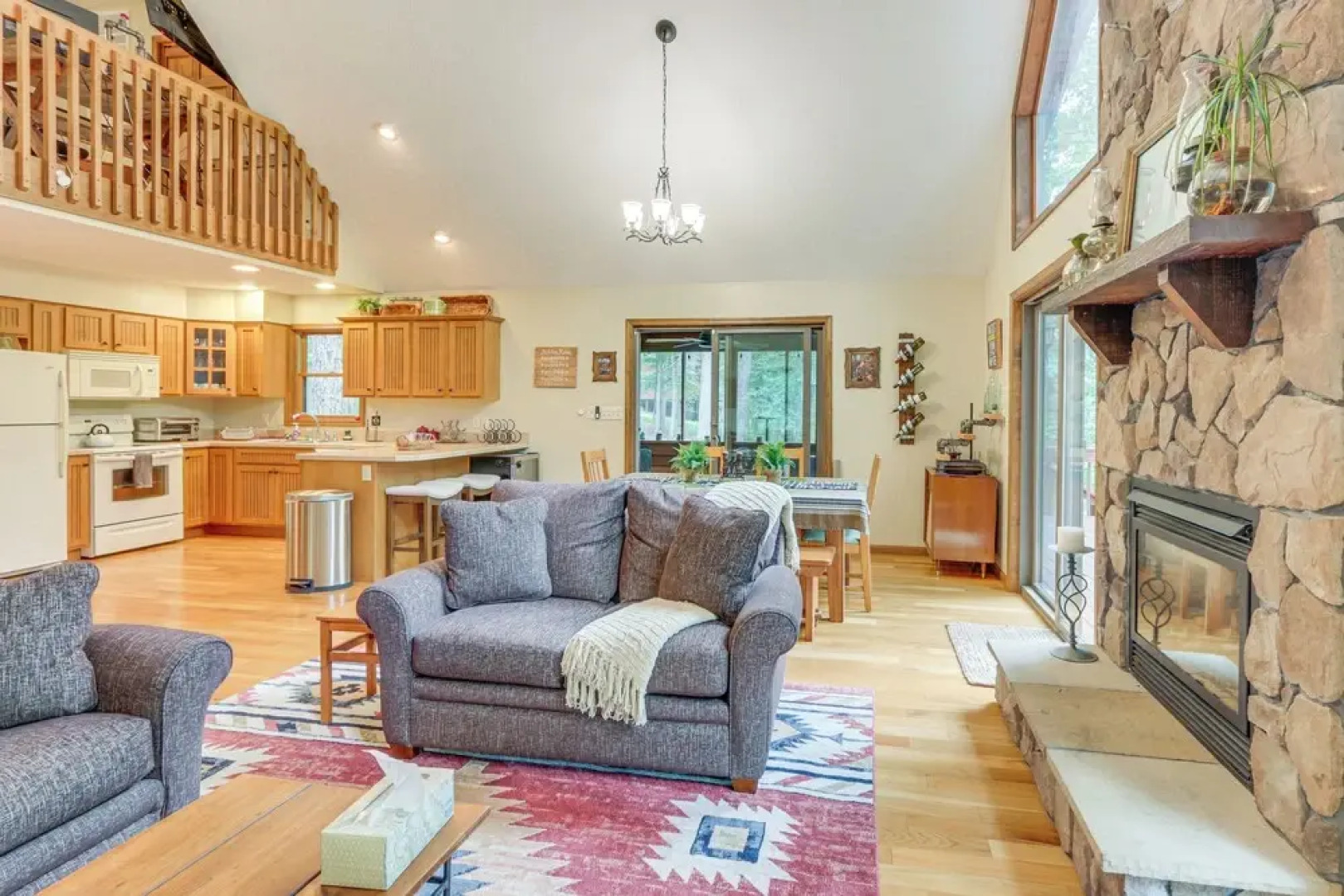 Great Cacapon Mtn Cabin w/ Private Hot Tub + Views