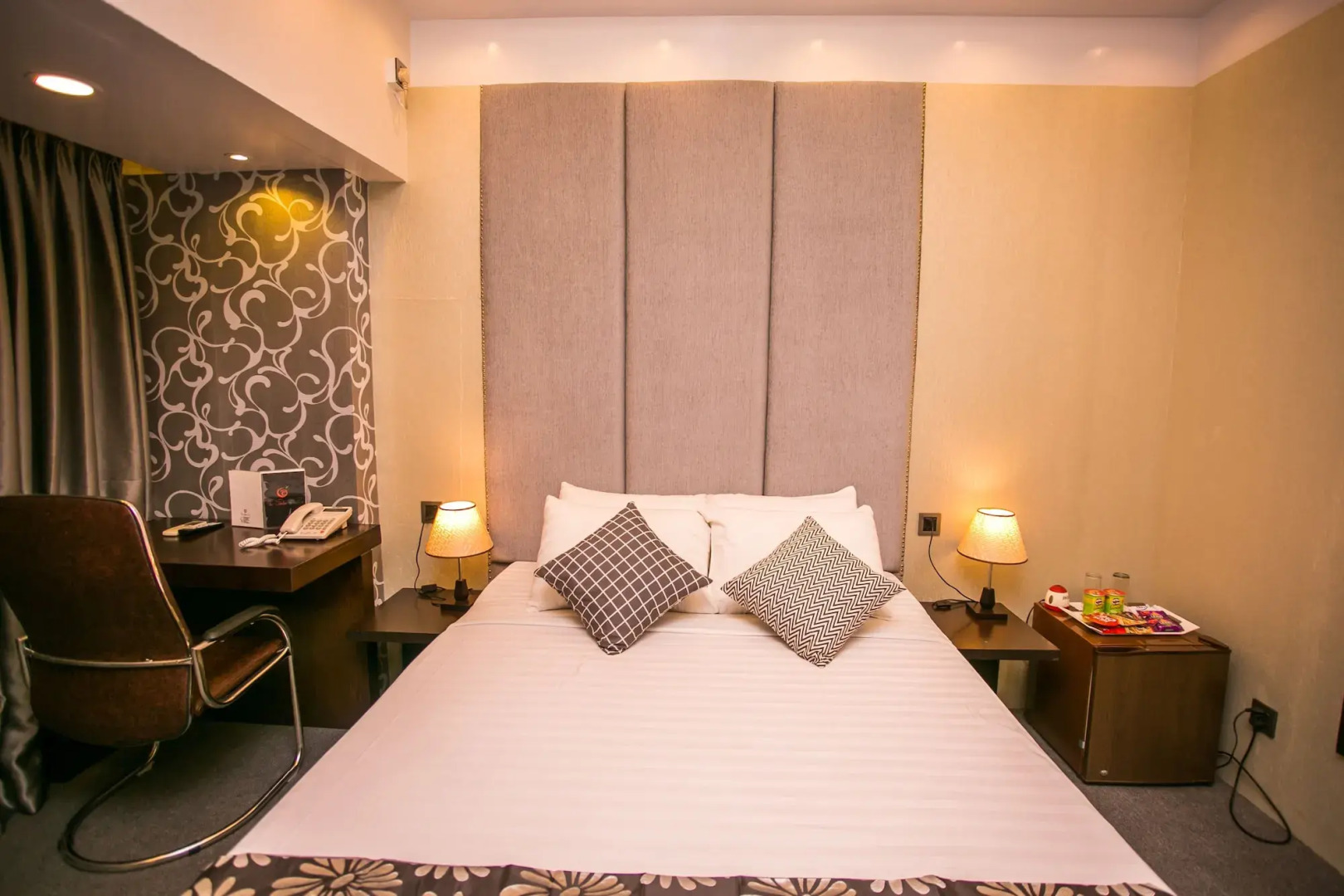 Hotel Tropical Daisy