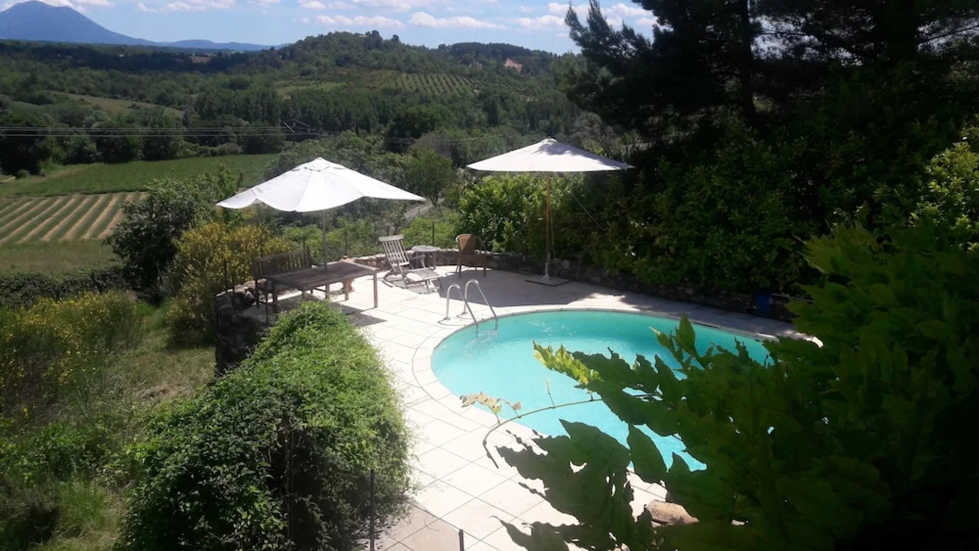 ORGANIC PROVENCE. Maison