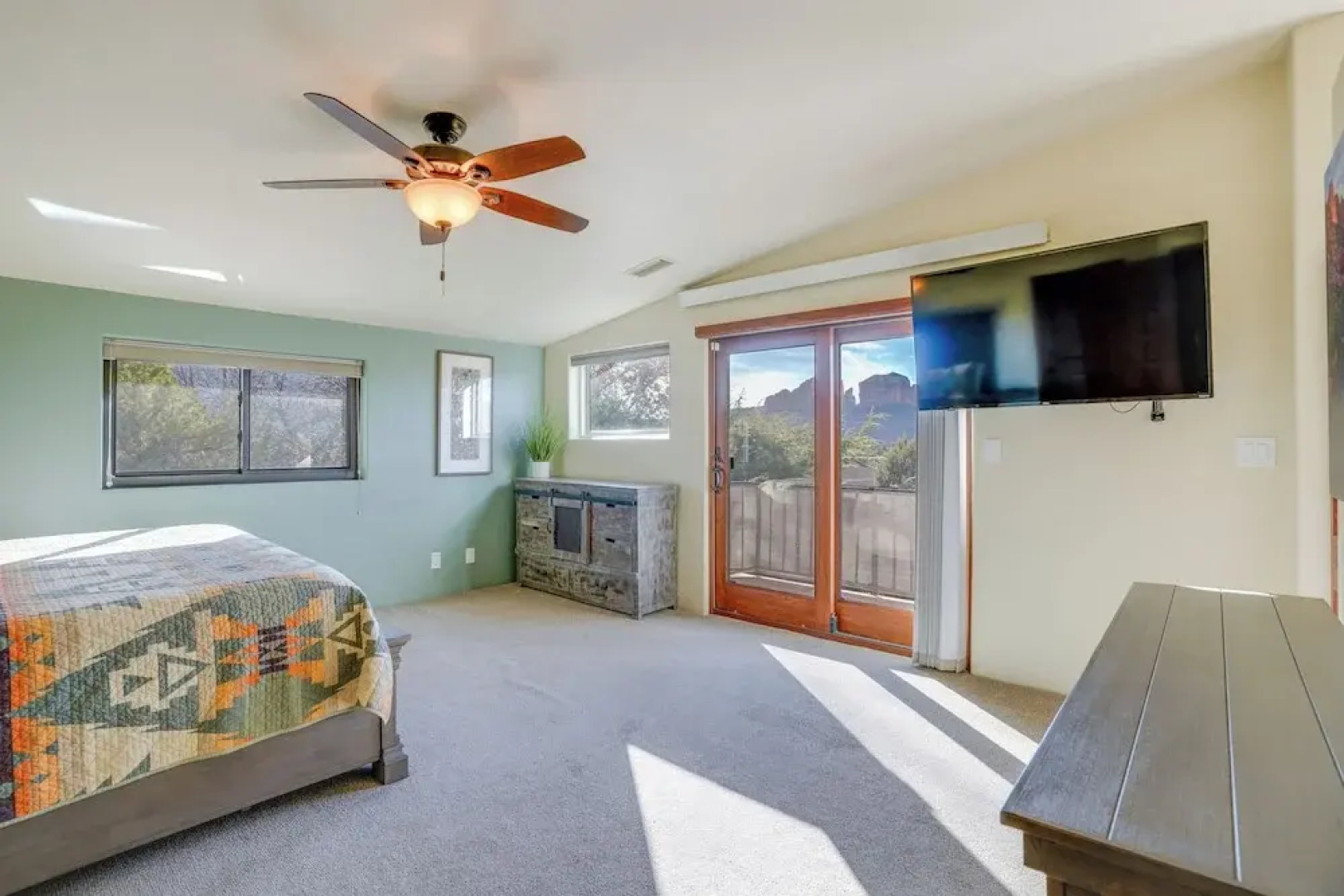 Panoramic Red Rock Views & Hot Tub: Sedona Retreat