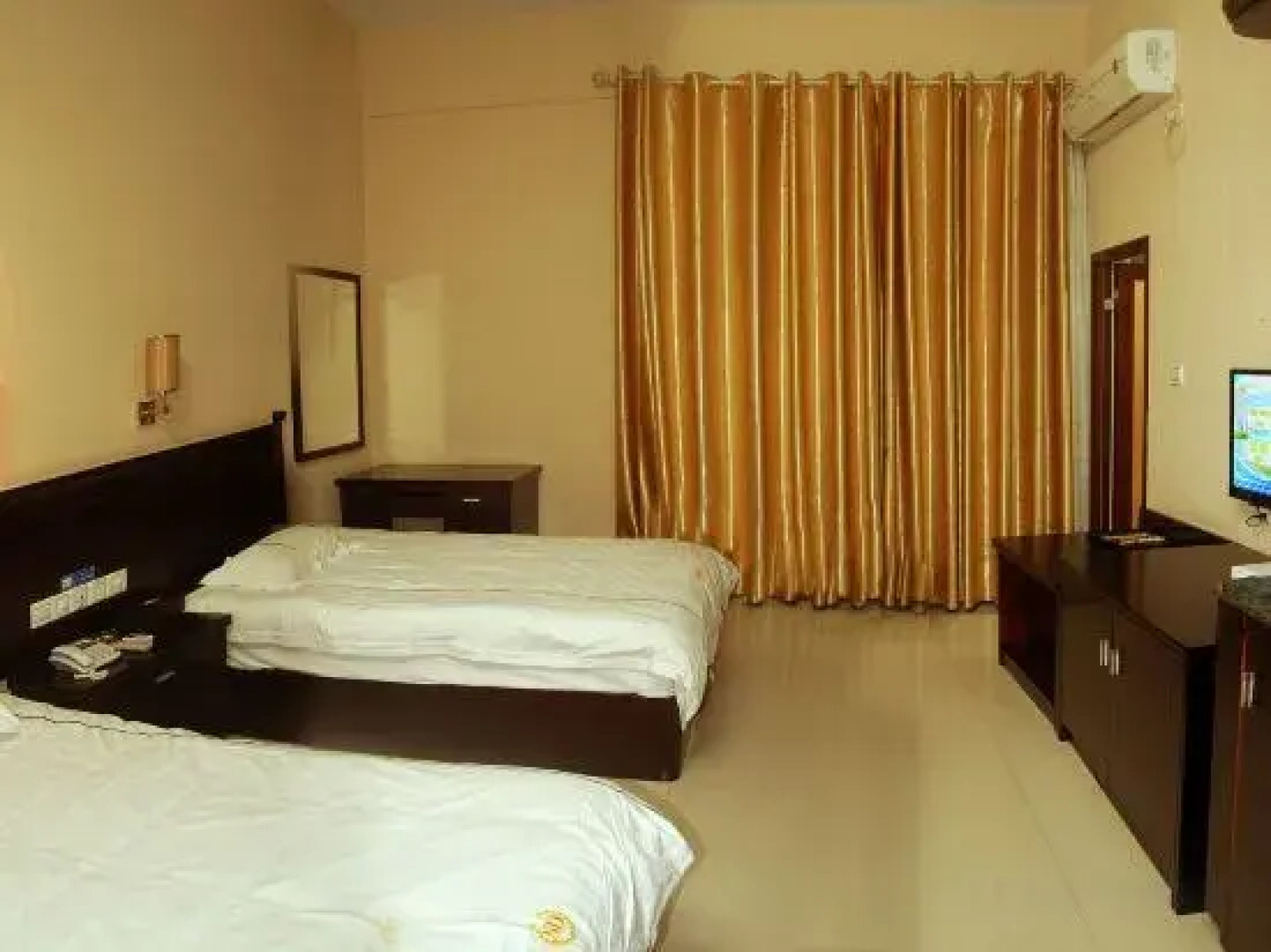 Shunde Business Hotel