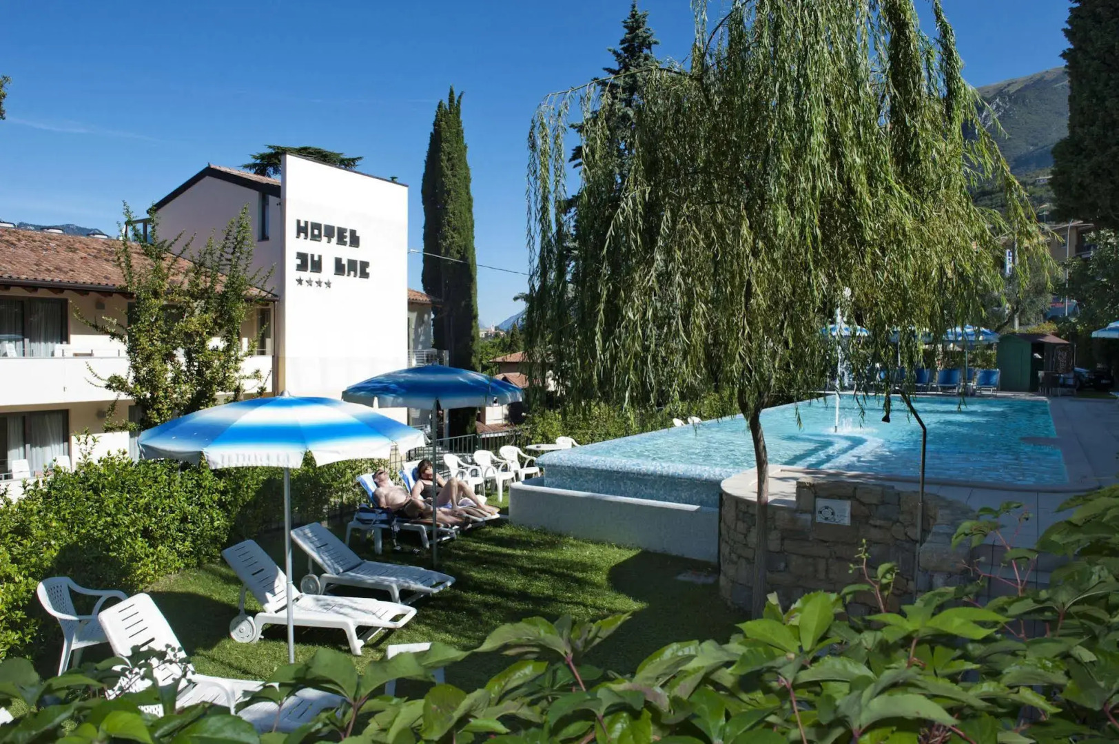 Beach Hotel Du Lac