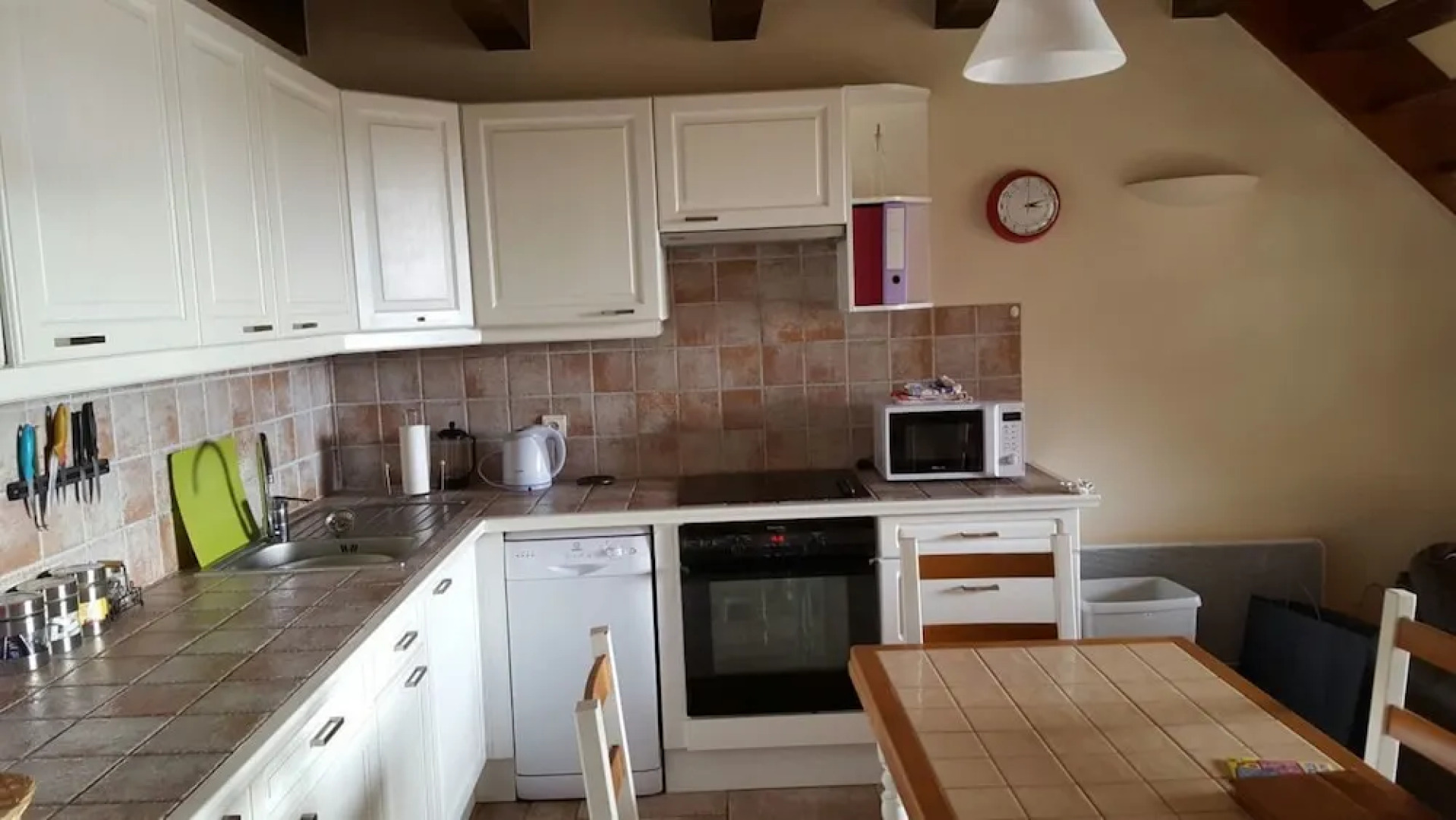 Beautiful 2-bed Apartment