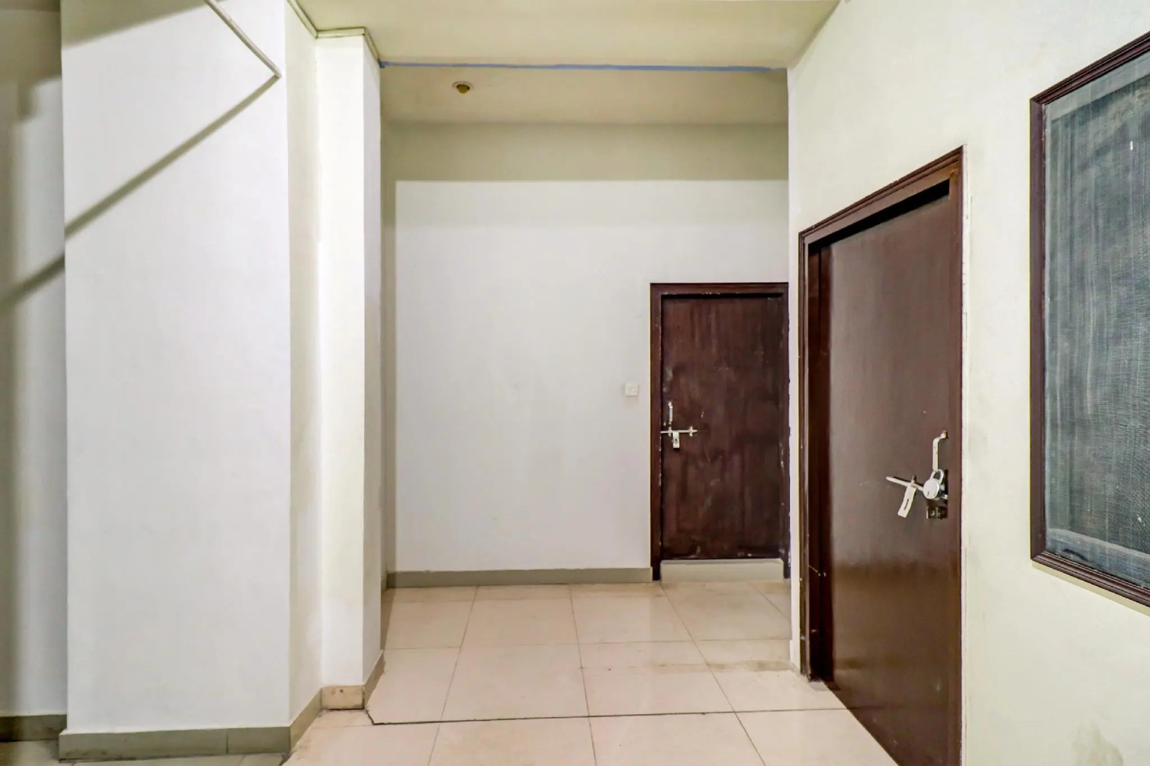 OYO 66434 Hotel Dhruv Inn