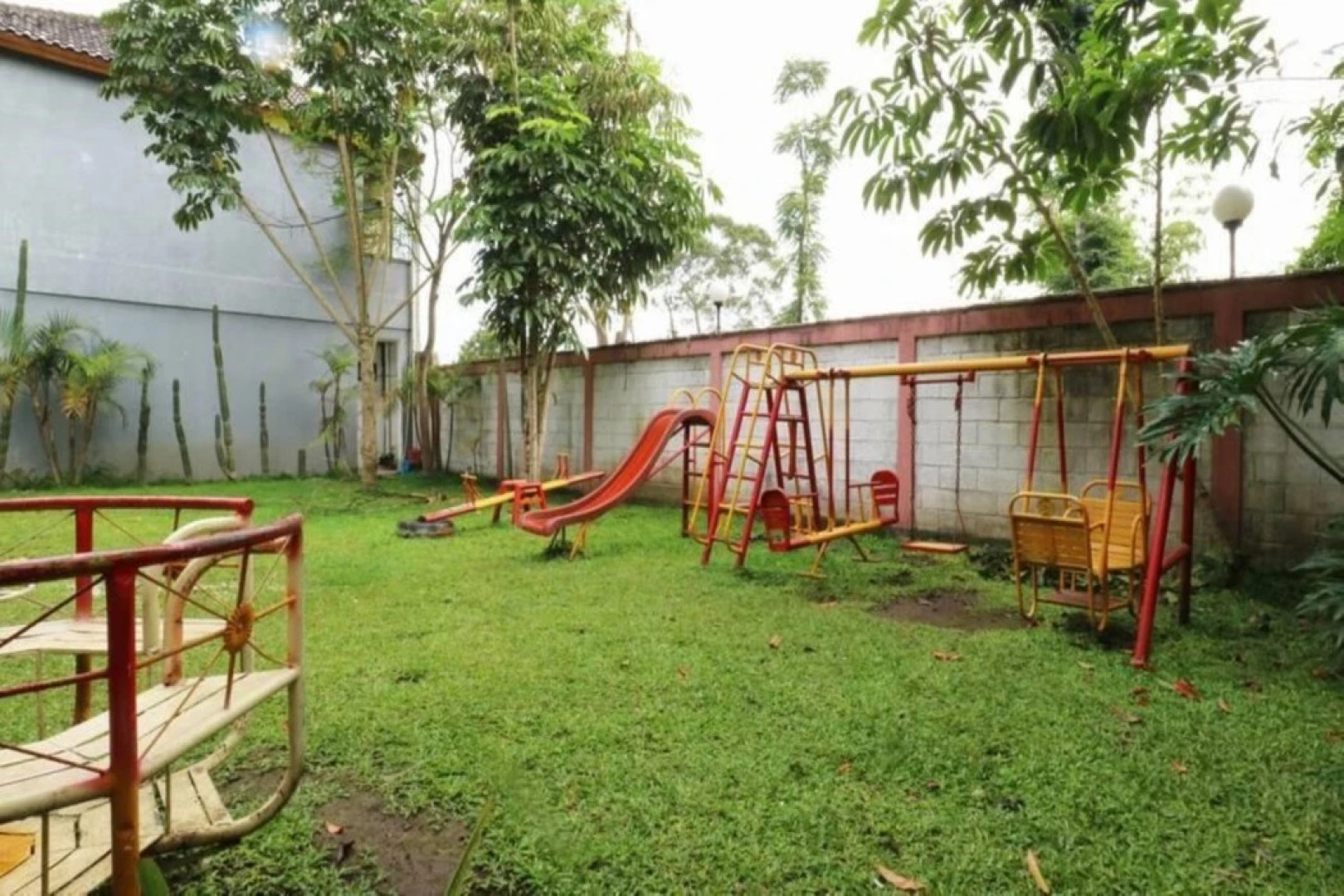 Narima Indah Hotel & Cottages