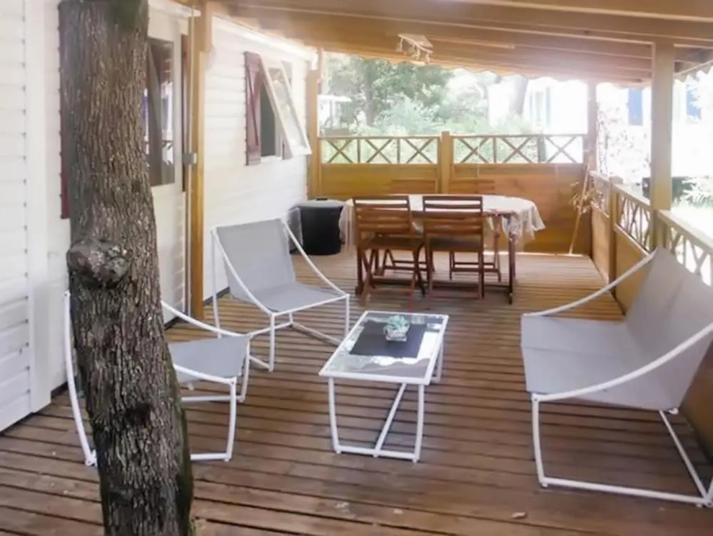 Bungalow With 2 Bedrooms in Puget-sur-argens, With Pool Access and Fur