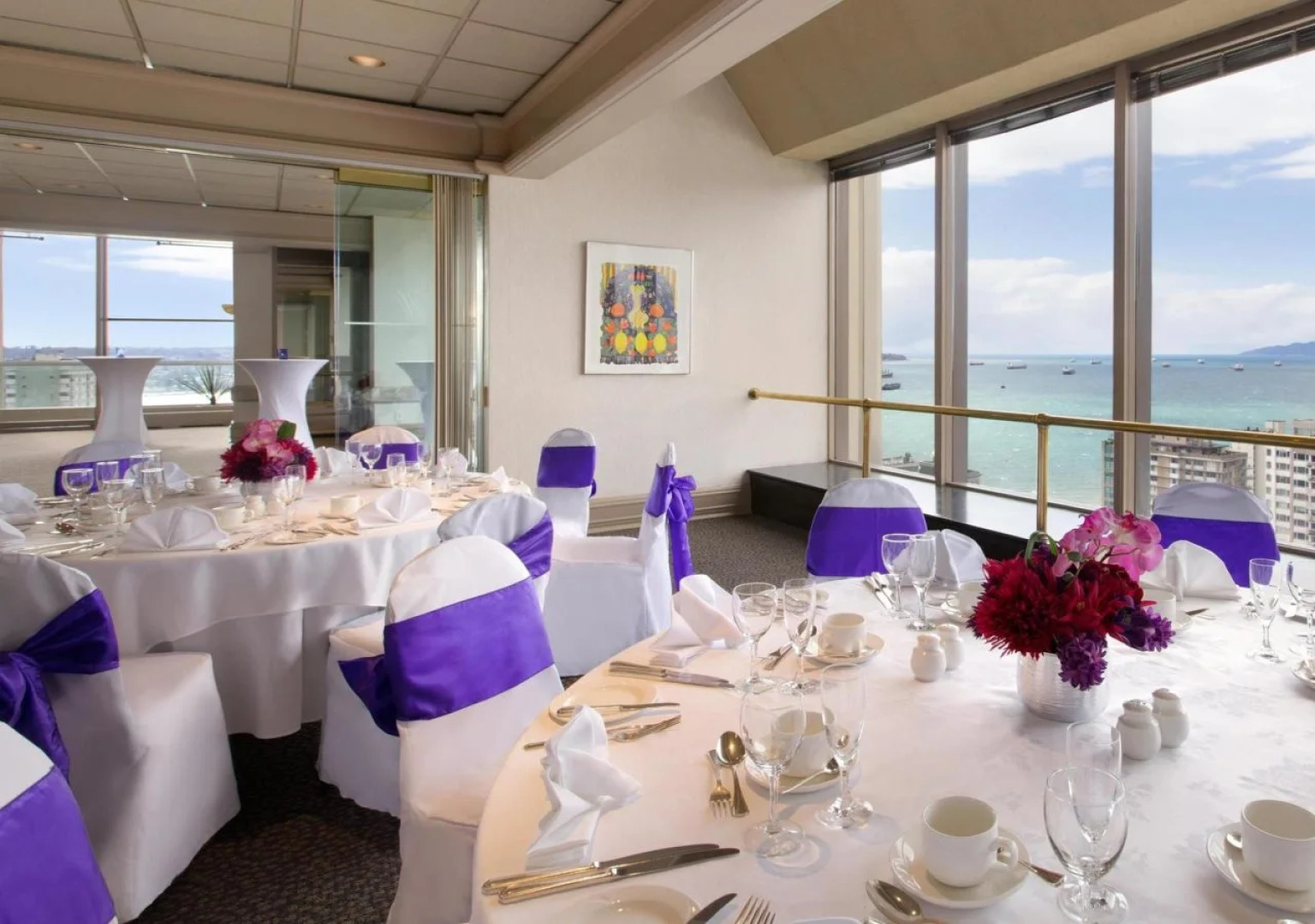 Coast Plaza Hotel and Suites