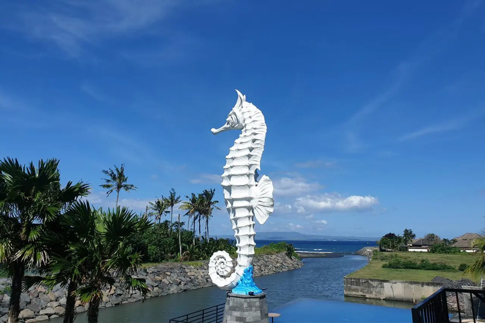 Capital O 3947 Akarsa Seahorses