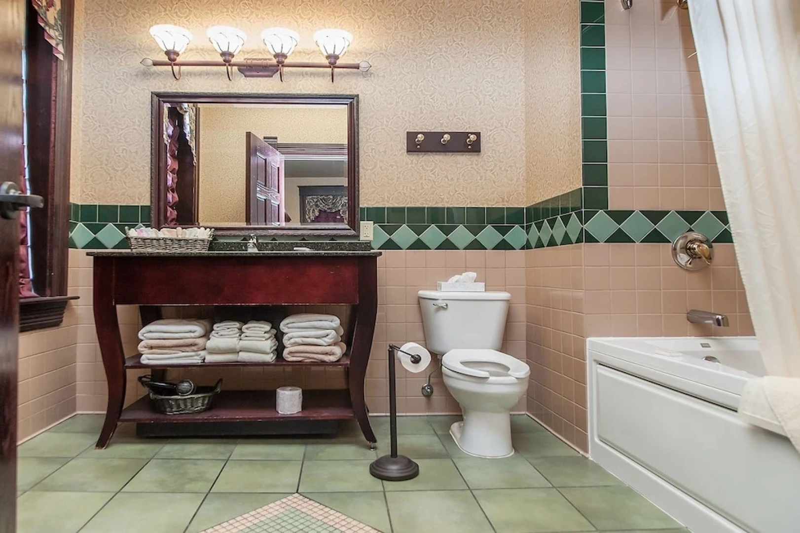 Hickoks Hotel and Gaming