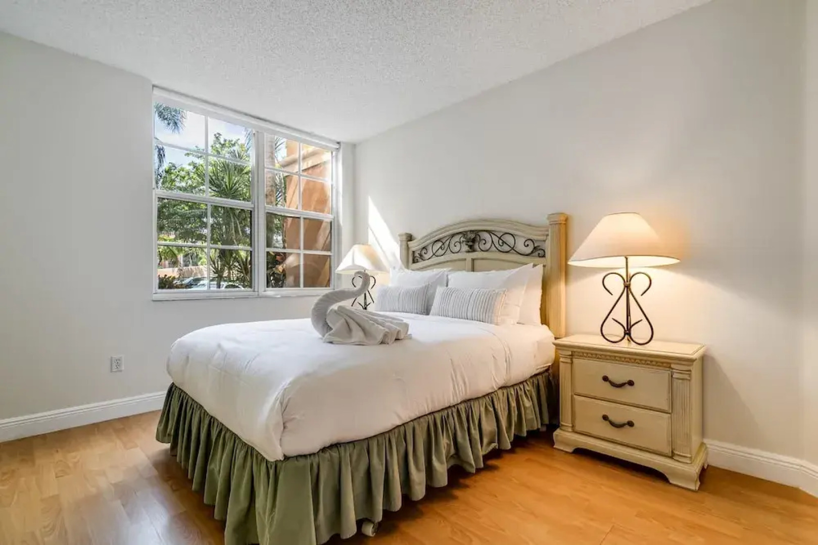 Wonderful 3 Bedroom Condo in the Heart of Aventura